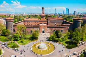 Learn about the history of Sforzesco Castle, Milan