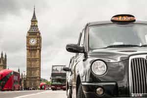 Cruise past London's icons by black cab