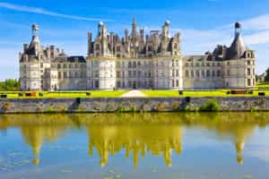 See the Loire's castles from the water