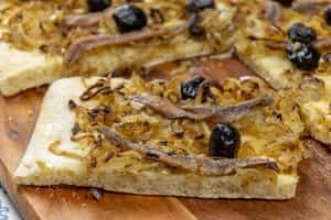 Taste socca and pissaladière in Old Nice
