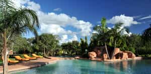 Cresta Golfview Hotel