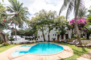 Kijani Hotel