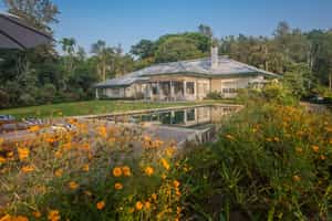 Nine Skies Bungalow