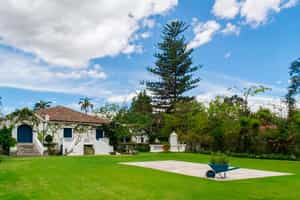 Su Merced Hotel