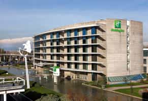 Holiday Inn Aeropuerto