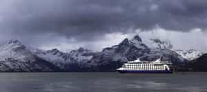 M/V Stella Australis