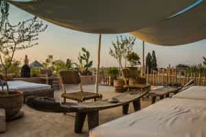 Riad 144