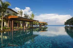 Dusit Princess Moonrise beach resort