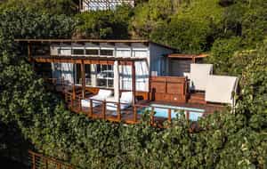 White Pearl Resorts