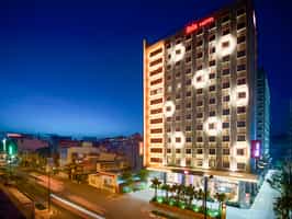 Ibis Saigon Airport Hotel