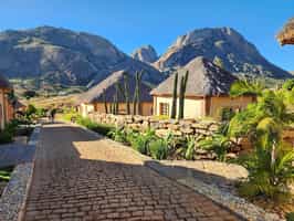 The Anja Reserve Lodge & Restaurant