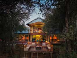 Jaci’s Nare Villa