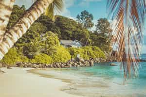 Carana Beach Hotel