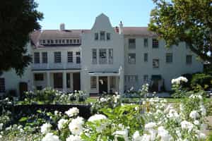 The Cellars-Hohenort Hotel