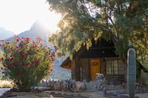 Etusis Lodge