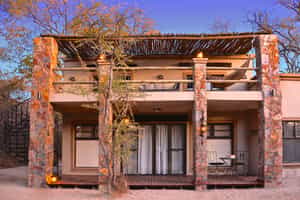 Camelthorn Lodge
