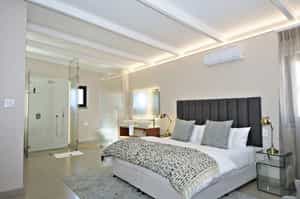 7 On Marine Luxury Boutique Guest House