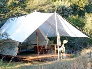 Beautiful colonial style, en suite, tented accommodation.