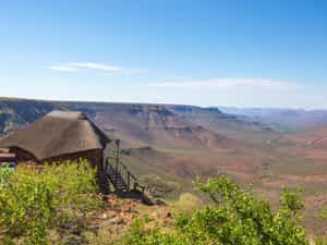 Room Unit on the edge of plateau