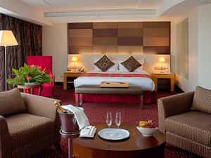 Extensive use of space (55 sq mtr) and materials with added benefits including fruits on arrival, flowers and one local daily, and a 13.00hrs late check out