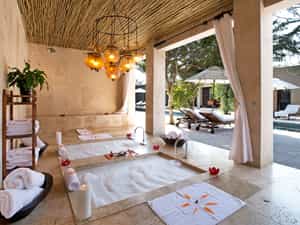 Honeymoon Baths