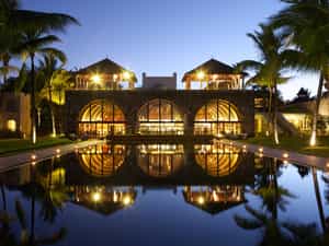 Regional, Asian and International dining restaurant 
