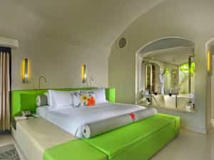 Lushury Room
