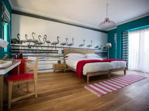 Guestroom area 