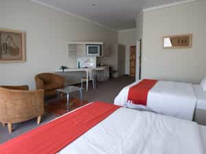 Hotel Thule offers well-appointed fully airconditioned en suite rooms, with tea and coffee making facilities.