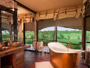 Bathroom at Somalisa Camp