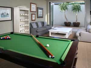 Nestled on the sands of the Blue Flag Grotto Beach in Hermanus is African Pride Mosselberg On Grotto Beach, a five-star country house that personifies African hospitality and world-class service, accommodation and facilities.