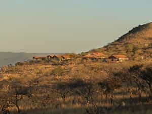 The 5 star Lodge Pakamisa is situated on the high plateau of the Pakamisa mountain, 700 m above sealevel.