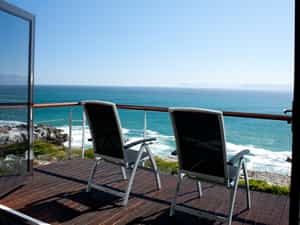 Beautiful sea views from the North room.