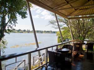 Our restaurant and bar offer the perfect places to take a break and soak up the beauty of the hotel’s natural surroundings. 