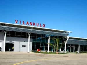 Brand new, clean Vilanculos International Airport, 1km from Casa Chibububo Lodge with a ATM as well as a restaurant inside.Direct flights from Johannesburg to Vilanculos and return flights from Vilanculos to Johannesburg daily.