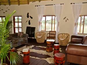 Hakusembe River Lodge