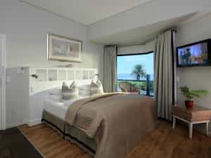Sample Room Partial Sea Facing