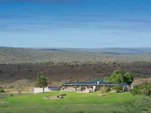 An ideal safari home with a large fenced lawn for little legs to run and play