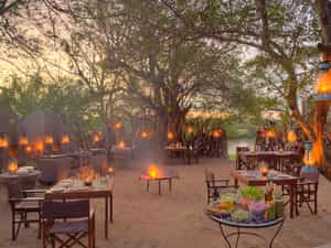 Star-studded romantic dinners are enjoyed in the boma