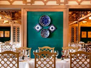 Taj Mahal Hotel, House of Ming Restaurant