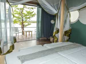 Twin room 