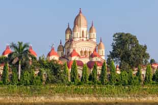 Admire Dakshineswar Kali Temple, Kolkata
