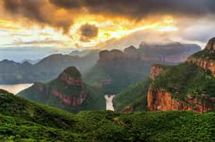 Explore the scenic Panorama Route