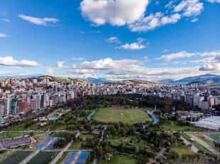 Visit the trendy neighbourhood La Carolina, Quito