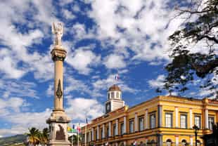 Learn the history of Reunion Island on a tour