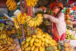 Stroll through the markets of Koh Kong