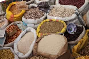 Visit the nearby indigenous markets in Cotopaxi