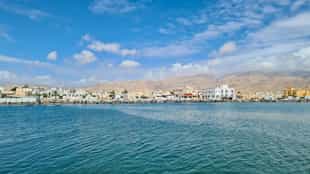 Visit the fishing village of Quriyat in Muscat