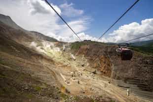Take the Hakone ropeway over Owakudani valley