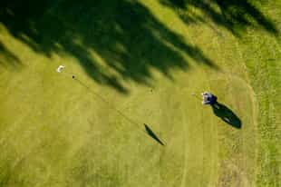 Play a round of golf at a club in Colombo